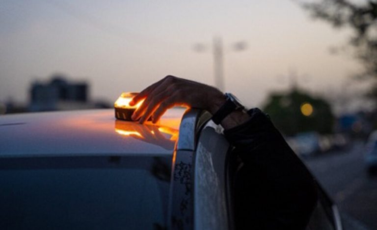 Safe Light V16 KSIX. Adiós triángulo, hola luces de emergencia