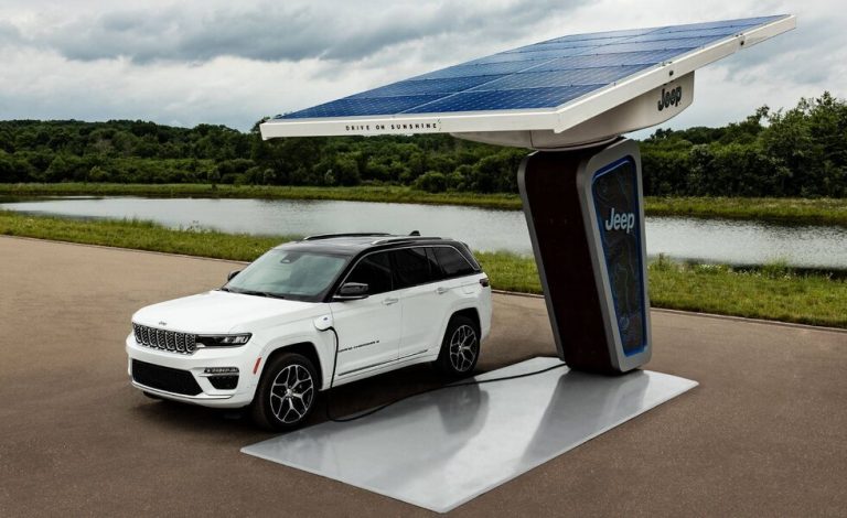 Jeep Grand Cherokee 4xe 2022. Las primeras imágenes del híbrido enchufable
