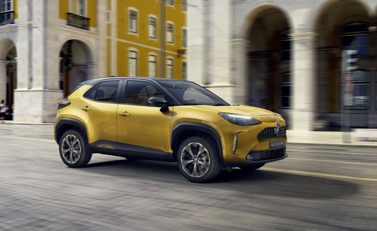 Toyota inicia la preventa de la gama completa del Yaris Cross Electric Hybrid