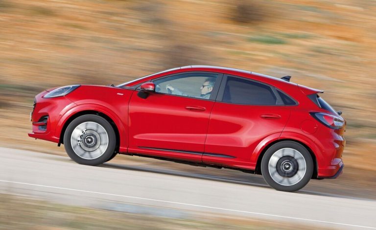 Ford Puma ST Line X 1.5 Ecoblue 120. Guarda las uñas