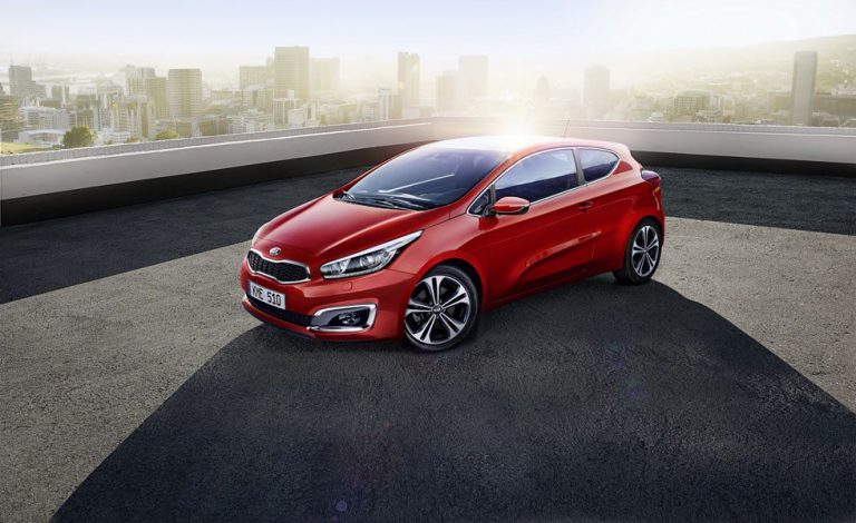 Kia Cee'd 2016. Este compacto mejora en todos los aspectos