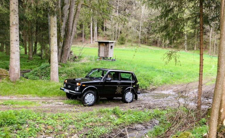 Por solo 2.800 euros Elantrie convierte en eléctrico tu Lada Niva