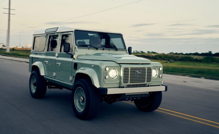 Himalaya HUE 166. Un clásico Land Rover Defender adaptado al Siglo XXI