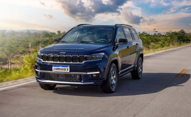 Nuestro Jeep Compass pega el estirón y se convierte en este Commander
