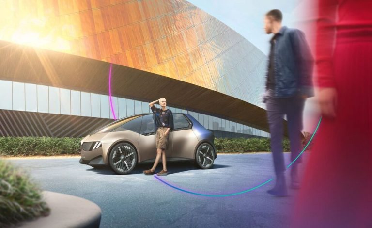 I Vision Circular, el compacto eléctrico y sostenible que BMW planea para 2040