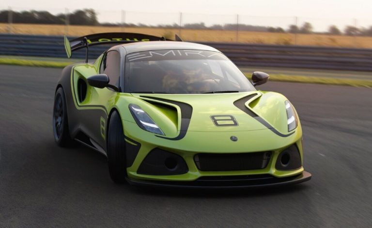 Emira GT4, el último ICE de Lotus ya está listo para competir