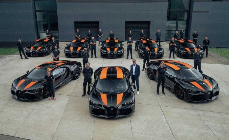 Los primeros ocho Bugatti Chiron Super Sport 300+ salen de la factoría de Molsheim