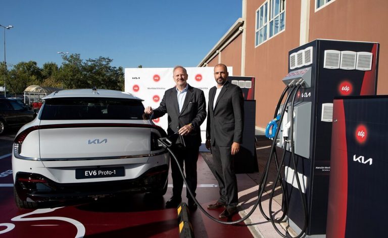 Kia instalará más de 40 cargadores ultrarrápidos en sus concesionarios