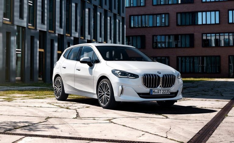 BMW Serie 2 Active Tourer. El monovolumen de la hélice se renueva por completo