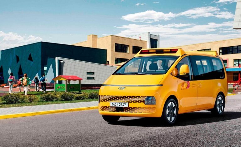 El Hyundai Staria se convierte en bus escolar en Corea