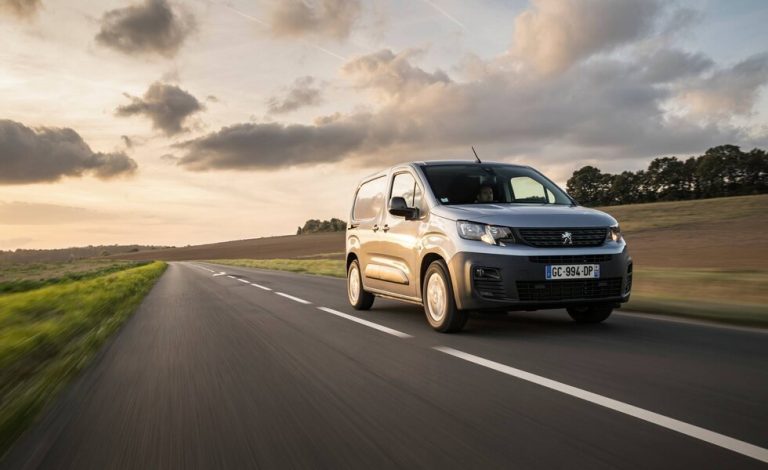 Peugeot e-Partner. Ya está disponible desde 24.957 euros