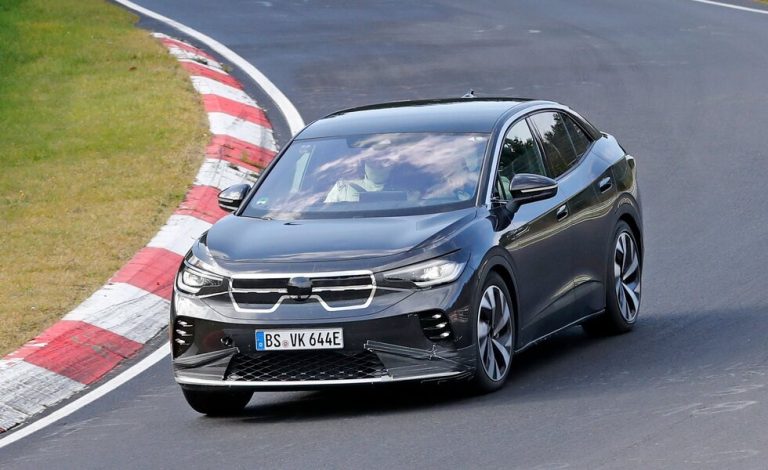 El Volkswagen ID.5 GTX se deja ver en Nürburgring