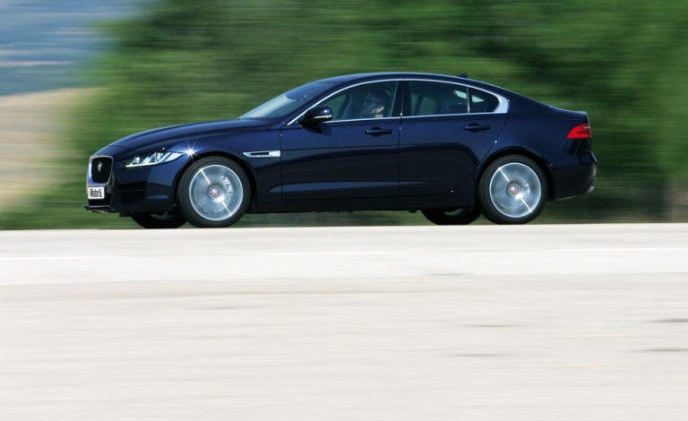 Jaguar XE 2.0d 180 CV. Con las ideas muy claras