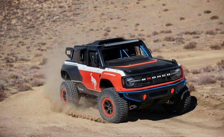 Ford Bronco DR. Con un V8 para que muerdan el polvo
