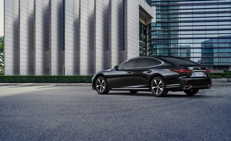 Lexus LS 500. Llega a EE.UU. con mejoras y con un precio de derribo