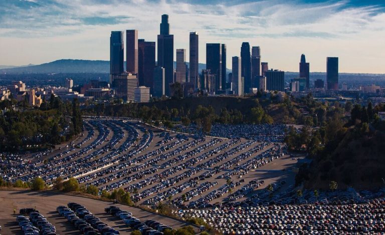 El coche ocupa mucho espacio en la ciudad