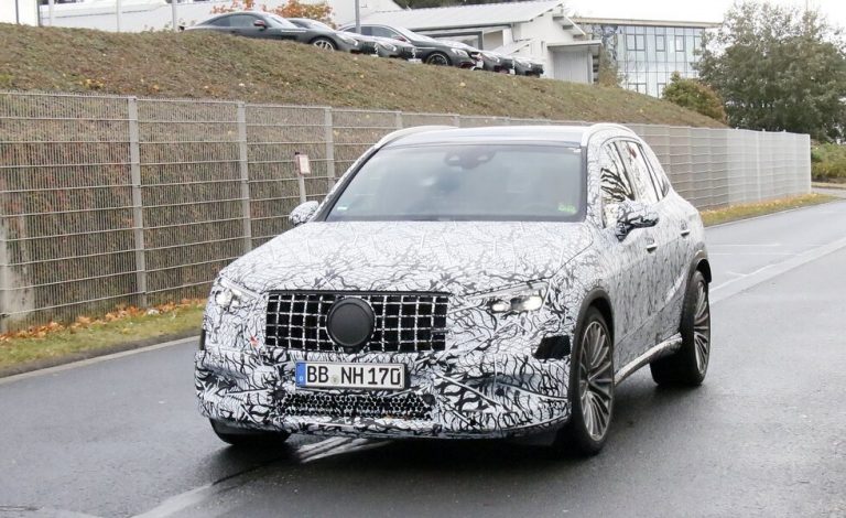 El nuevo GLC 43 AMG, ¿o será GLC 45?