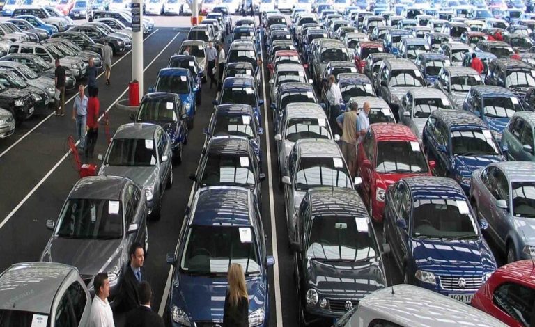 La falta de coches obligará a prorrogar el 89 % de los contratos de renting que acaban