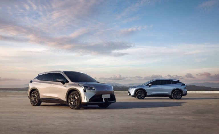 GAC Aion LX Plus. Pone al Tesla Model X contra las cuerdas