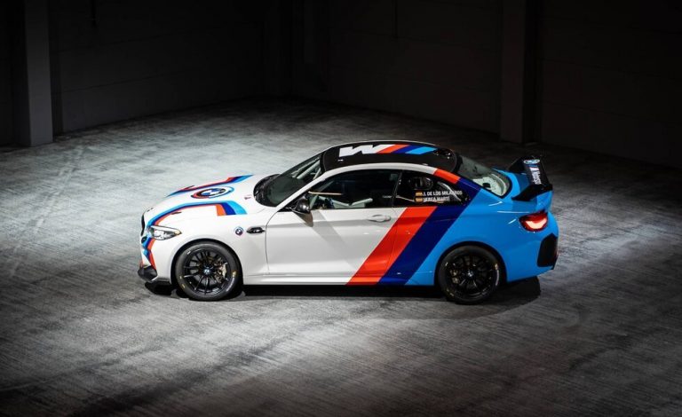 BMW Group España crea su primer equipo oficial de carreras