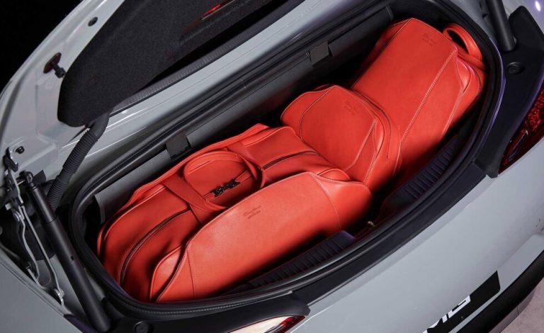 El nuevo Mercedes-AMG SL ya tiene su exclusivo juego de maletas
