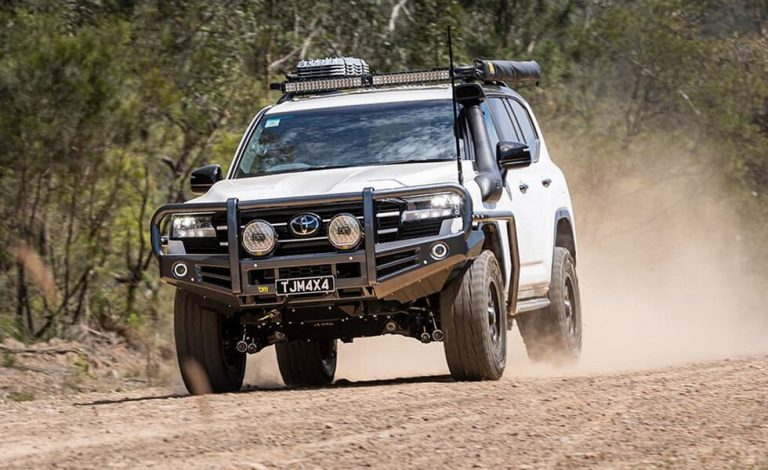 El especialista TJM hace prácticamente imparable al Toyota Land Cruiser 300