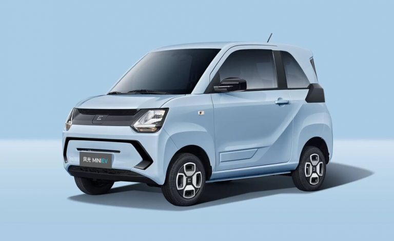 Dongfeng FenGuang Mini EV. Un eléctrico de bolsillo por 4.150 euros