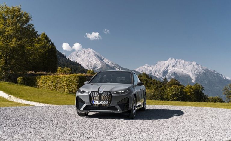 BMW iX M60. Luz verde al primer SUV 100% eléctrico de la gama `M´