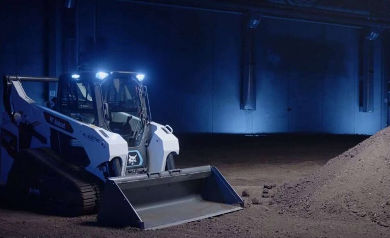 Bobcat T7X. La primera cargadora de orugas eléctrica