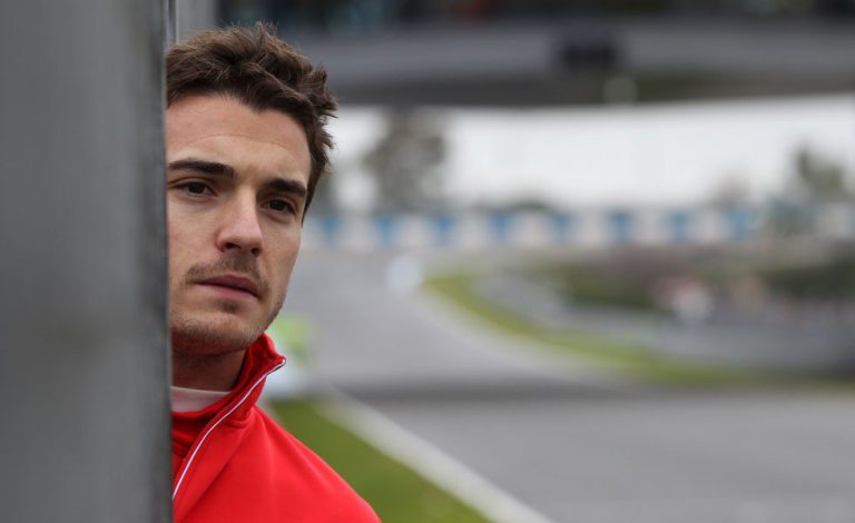 La F-1, consternada por la muerte de Bianchi