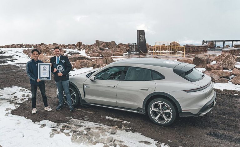 El Porsche Taycan logra un récord más, ahora de altitud