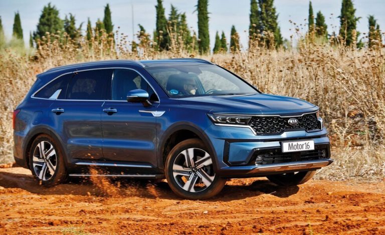 Kia Sorento 1.6 T-GDi PHEV Emotion 4×4. Cerca y lejos