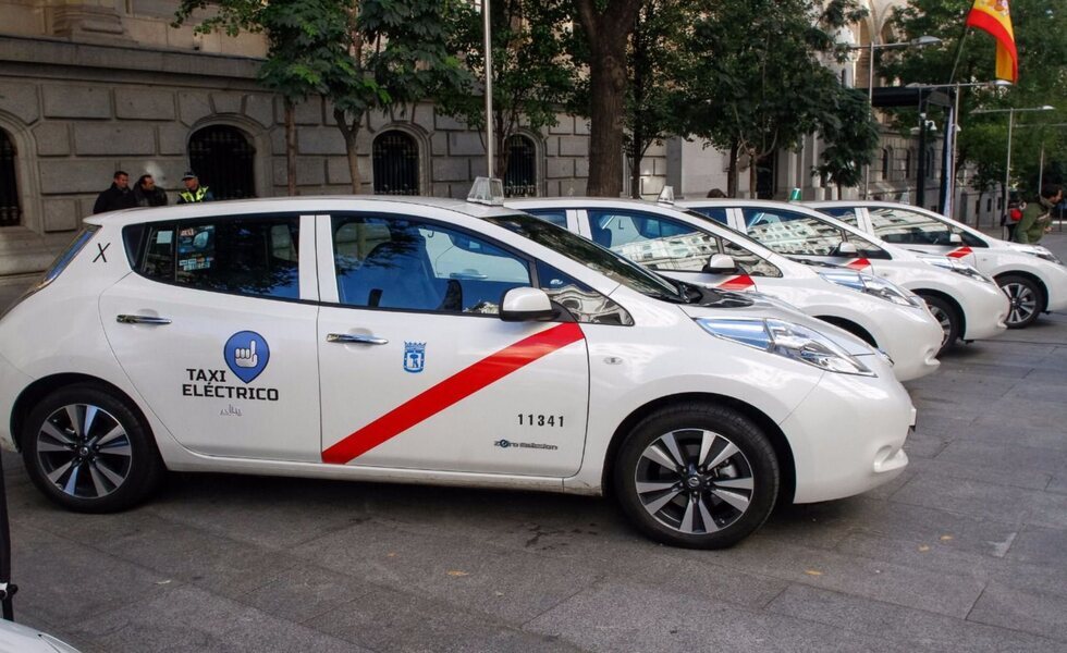 21141_ZWR6q52ma03F1-p