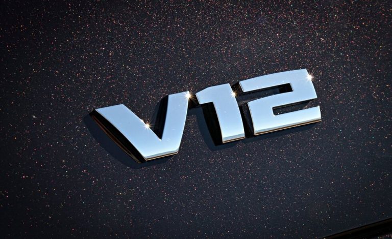 BMW M760i xDrive The Final V12. El adiós definitivo de BMW a su motor V12