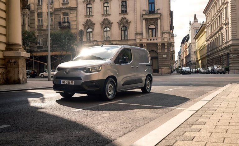 Toyota Proace City. La versión eléctrica ya está disponible en España