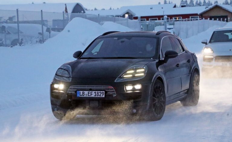 El Porsche Macan eléctrico se deja ver en la nieve