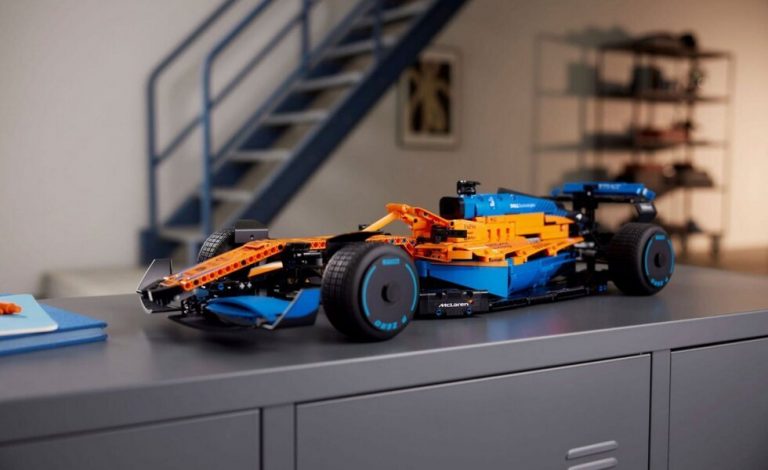 McLaren presenta su F1 2022… en versión LEGO