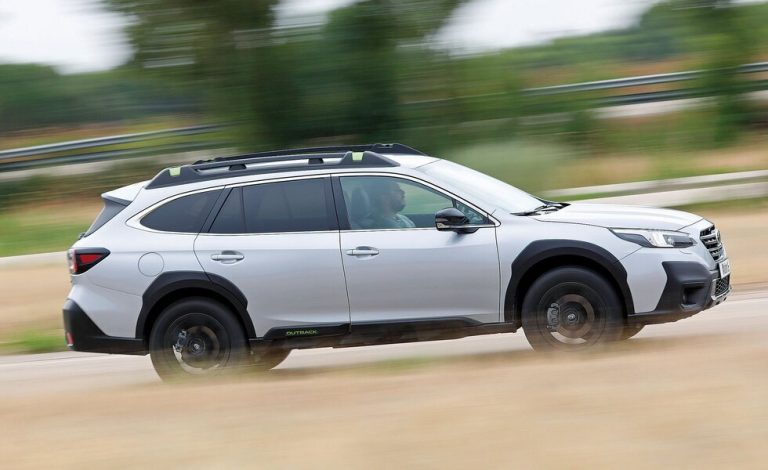Subaru Outback Trek. Abran paso