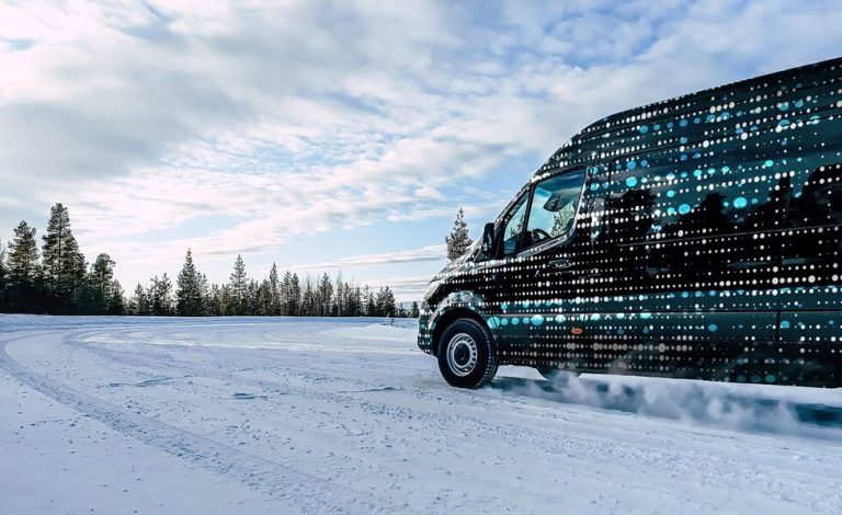 Mercedes-Benz eSprinter. La segunda generación pasa frío en Suecia