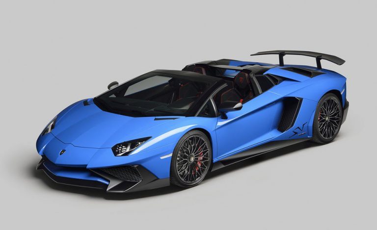 Lamborghini Aventador LP750-4 SV Roadster. Desmelénate a 350 km/h