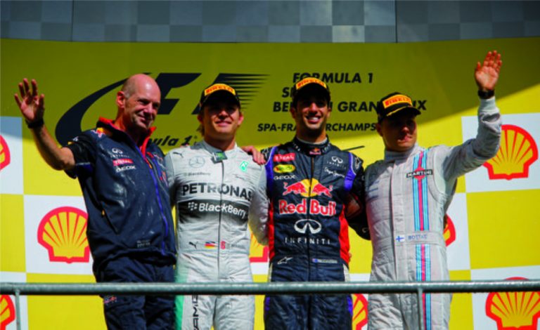 En 2014, Red Bull y Ricciardo pescaban en las aguas revueltas de Mercedes