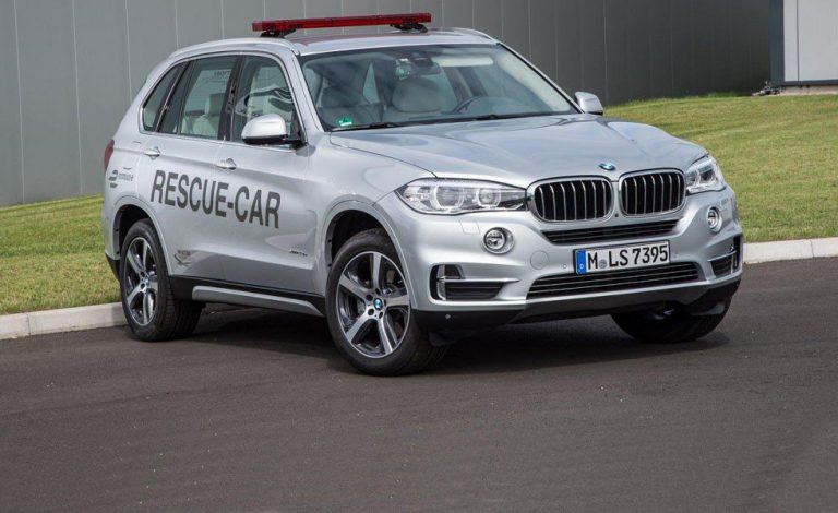 BMW X5 xDrive 40e. La Fórmula E ya tiene nuevo coche de asistencia
