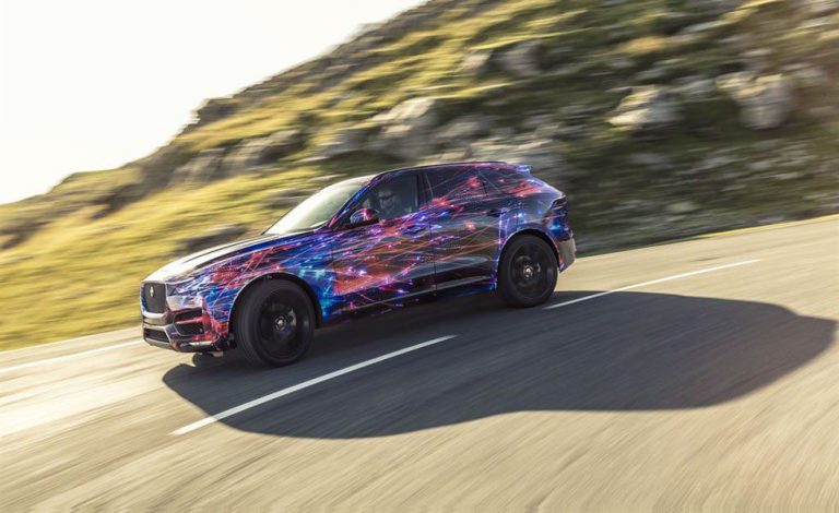 Jaguar F-Pace. Con tecnología procedente del F-Type