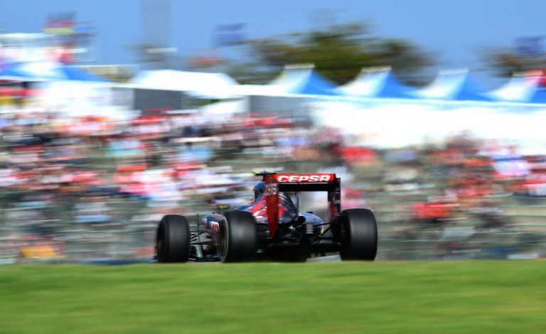 Carlos Sainz. Un error de 'novato' que no empaña su mejor carrera