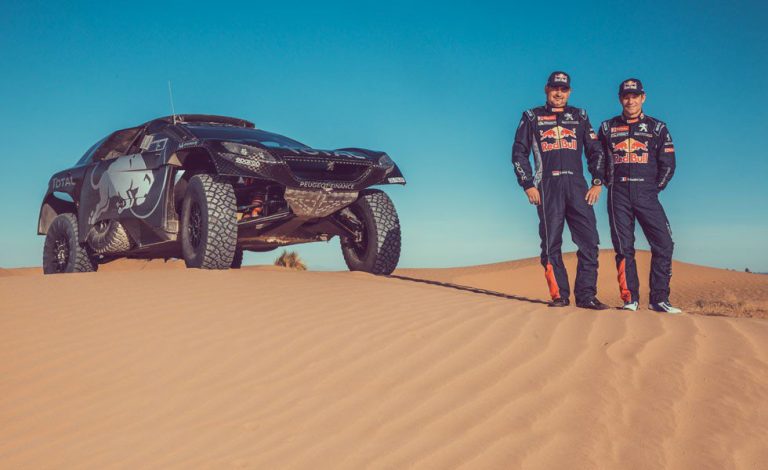Peugeot 2008 DKR16. La firma del león confirma a Sebastien Loeb