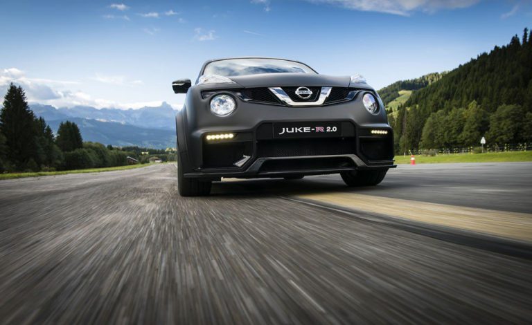 Conducimos el Nissan Juke R 2.0. ¡¡¡Un avión!!!