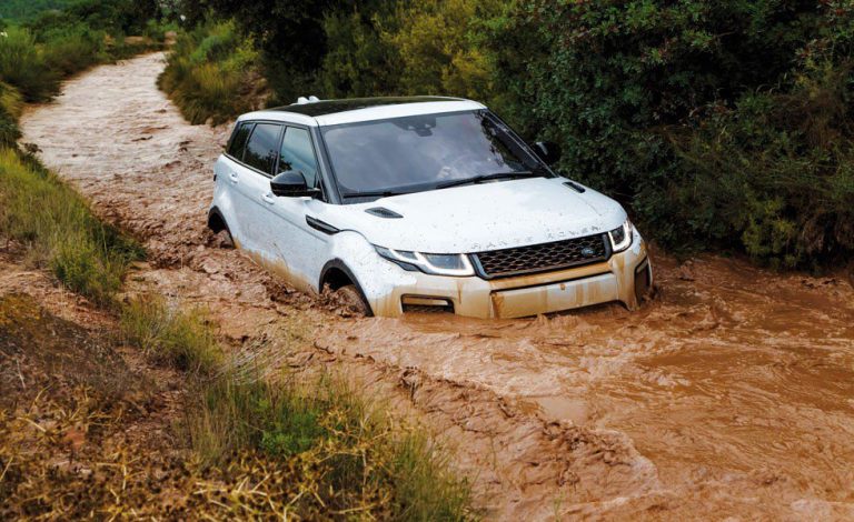 Range Rover Evoque. Un tipo muy duro fuera de carretera
