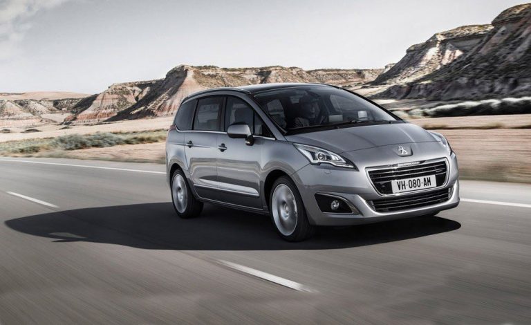 Peugeot 5008 1.2 PureTech 130 CV. Alternativa al BlueHDI
