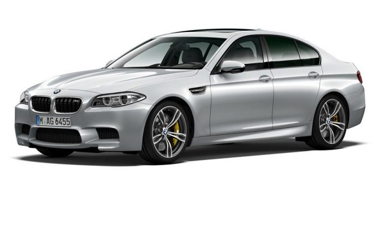 BMW M5 Pure Metal. Con 600 CV y un color exterior de 8.000 euros