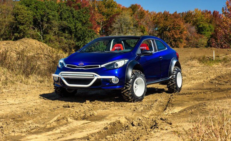 Kia Forte Koup Mud Bogger. Un buggy para surcar las dunas